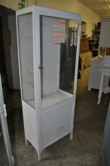  - N022 Metal cabinet